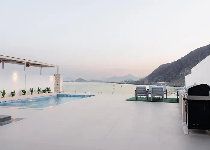 Al Dana Vitamin Sea Villa